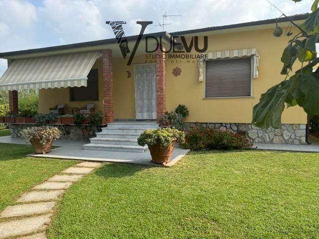 Independent house via Don Minzoni, Forte dei Marmi - photo 2