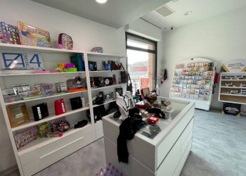 Interno non residenziale - Bar - Tobacco - Ricevitoria La Loggia - photo 10