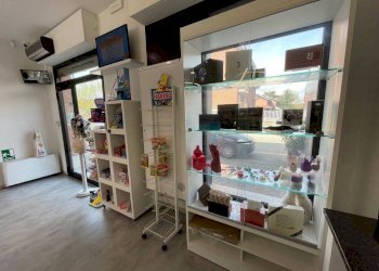 Interno non residenziale - Bar - Tobacco - Ricevitoria La Loggia - photo 17