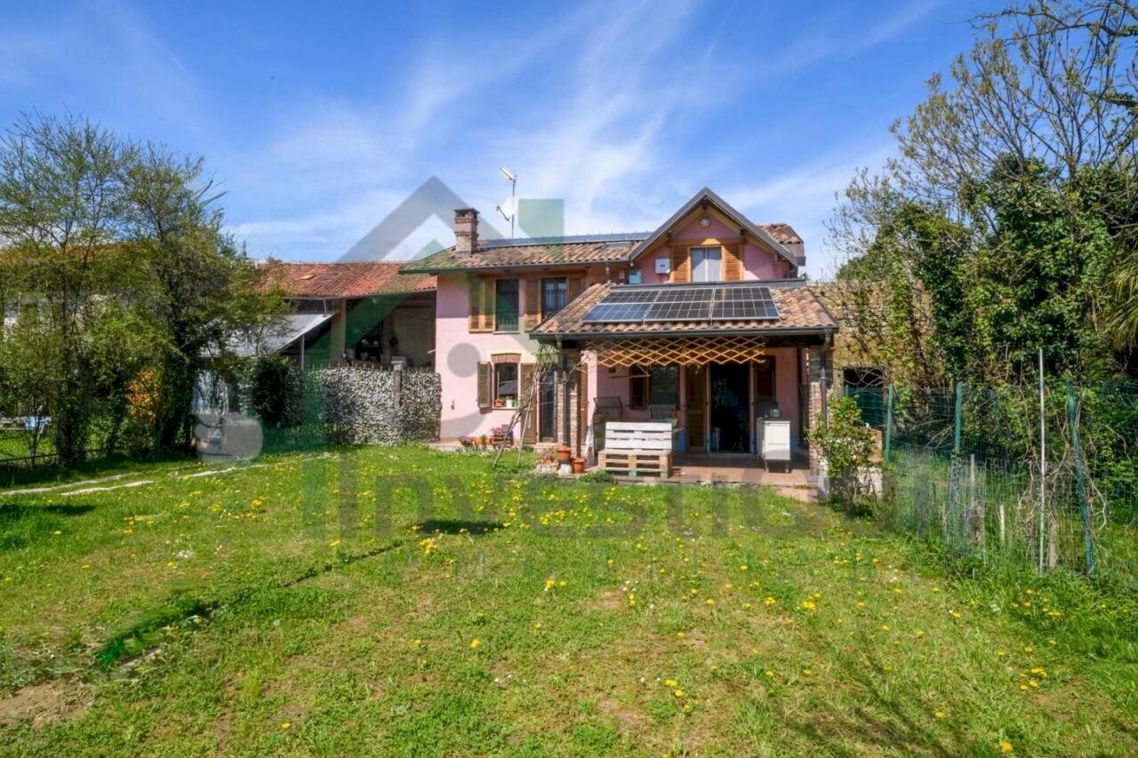 GIARDINO INTERNO PRIVATO - Villa SP18 22, Ciriè - foto 1