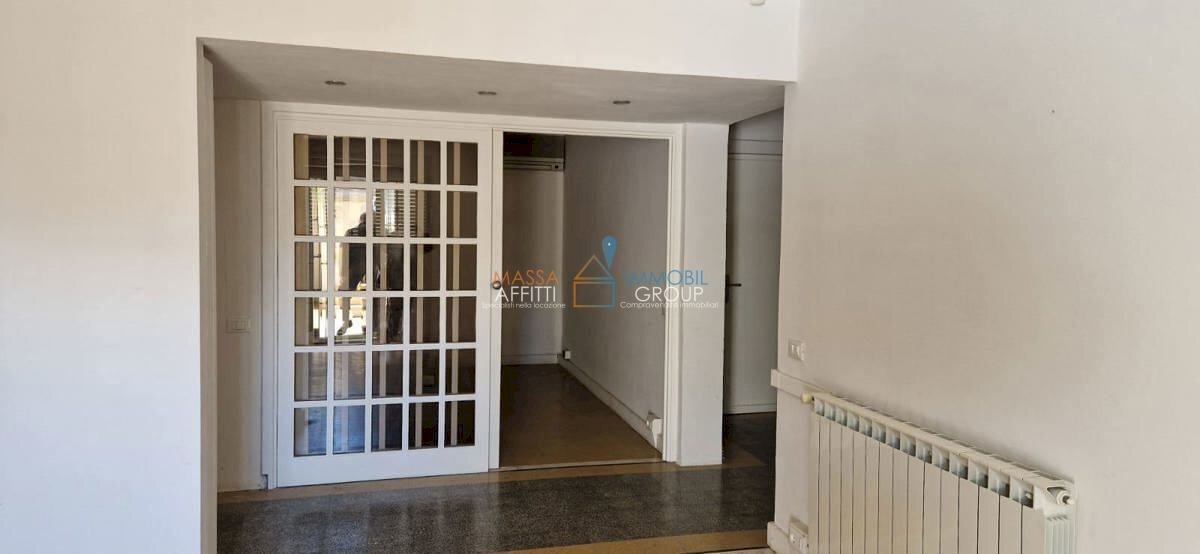 10454605.jpg - Appartamento Via Gioacchino Rossini 47, Massa - foto 2