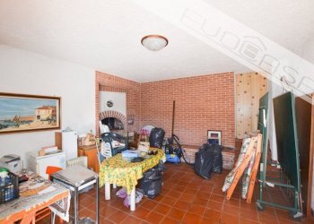 Independent house via San Bernardo  50, Bibiana - photo 2