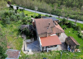 Villa sp ex ss88, Altavilla Irpina, Italia, Altavilla Irpina - foto 21