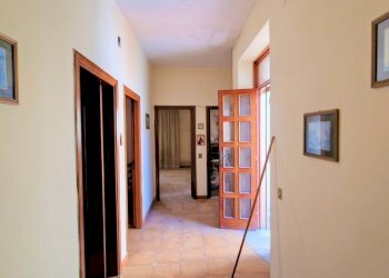 Casa indipendente Mondragone - foto 2