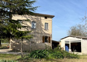 Casa indipendente CONTRADA ASO, Montefiore dell'Aso - foto 1