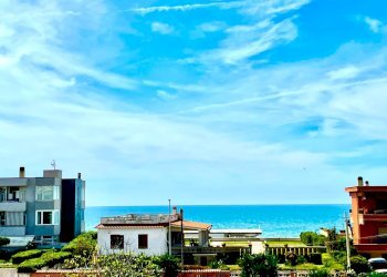 Trilocale via Rumenia, Pomezia - foto 1