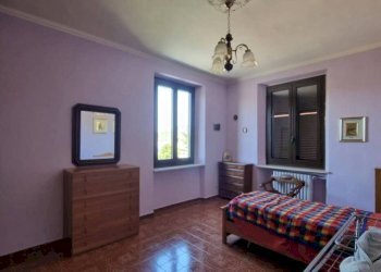 Camera da letto - Quadrilocale via Guglielmo Marconi, 11, Mombercelli - foto 9