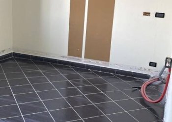 Stanza non arredata - Negozio corso Superga, 31, Buttigliera Alta - foto 3