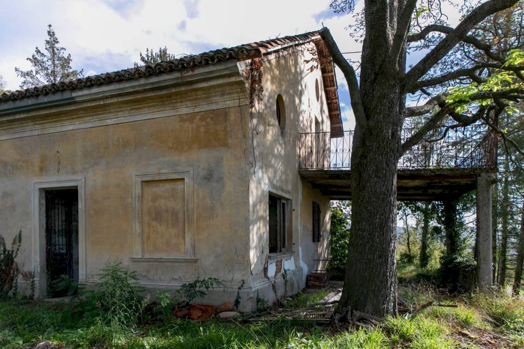 Facciata - Rustic strada Antiche Serre, Alba - photo 2