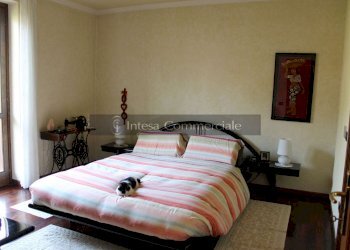 CAMERA - Villa Bifamiliare Concesio - foto 18