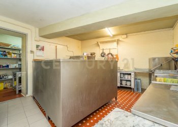 16.jpg - Locale Commerciale Via Nemorense 17, Nemi - foto 11