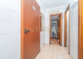 25.jpg - Locale Commerciale Via Nemorense 17, Nemi - foto 12