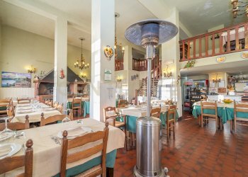 53.jpg - Locale Commerciale Via Nemorense 17, Nemi - foto 29