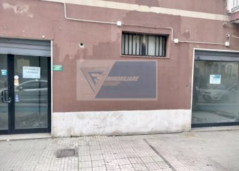 Negozio Viale Tica, Siracusa - foto 1