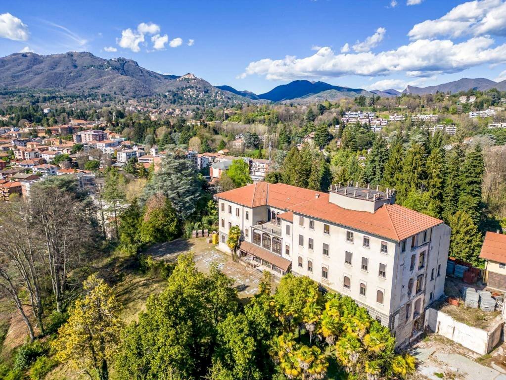 Drone - Villa via Teresa Casati Confalonieri, 18, Varese - foto 1