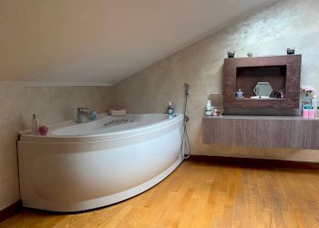 Bagno - Appartamento via Tagliamento, 2, Rivalta di Torino - foto 30