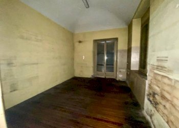 DEPOSITO - Shop via Milano, 36, Biella - photo 14