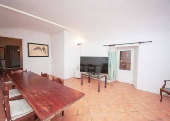 Salone - Negozio via delle Moline, Bologna (zona Centro Storico) - foto 11