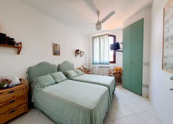 camera2.jpg - Casa semi indipendente Ameglia - foto 9