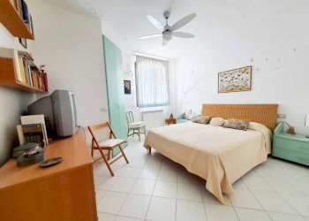 seconda camera.jpg - Casa semi indipendente Ameglia - foto 11