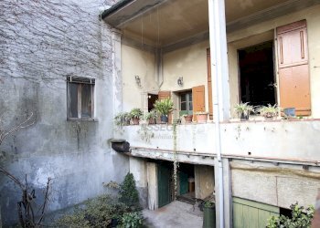 palazzo borgo a mozzanoIMG_0342.JPG - Villa Via Ludovica, Borgo a Mozzano - foto 16