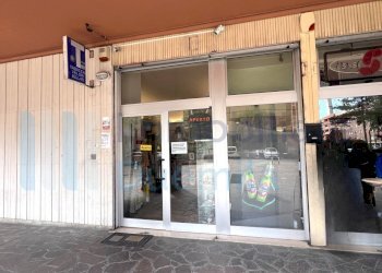 IMMAGINE14-ink.jpeg - Tabaccheria Bologna - foto 14