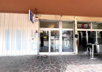 IMMAGINE15-ink.jpeg - Tabaccheria Bologna - foto 15