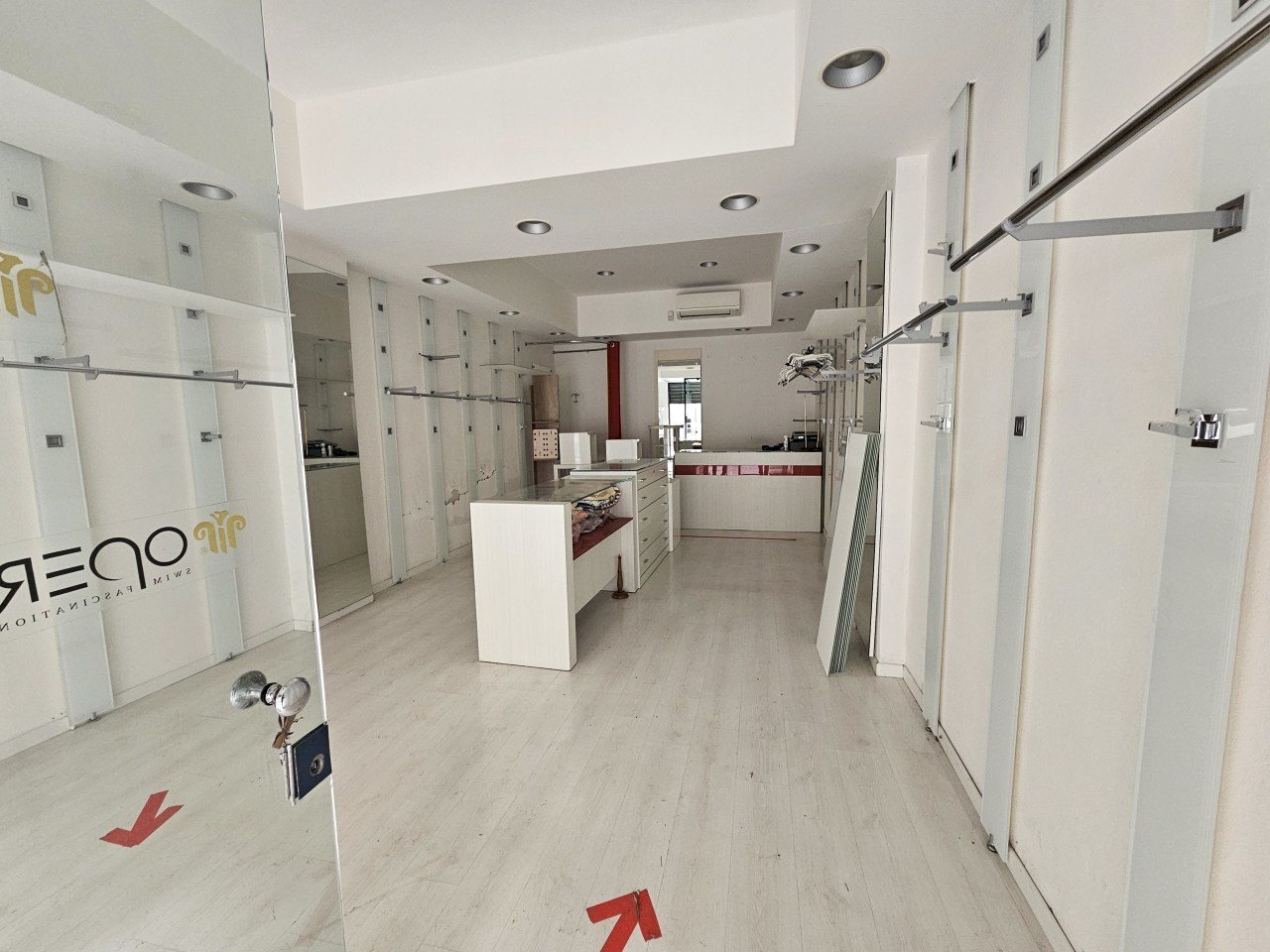 03.jpg - Locale Commerciale Via Pietro Gori 32, Sarzana - foto 3