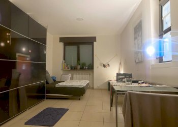 One-room apartment Via Airasca, Torino (neighborhood San Paolo) - photo 3