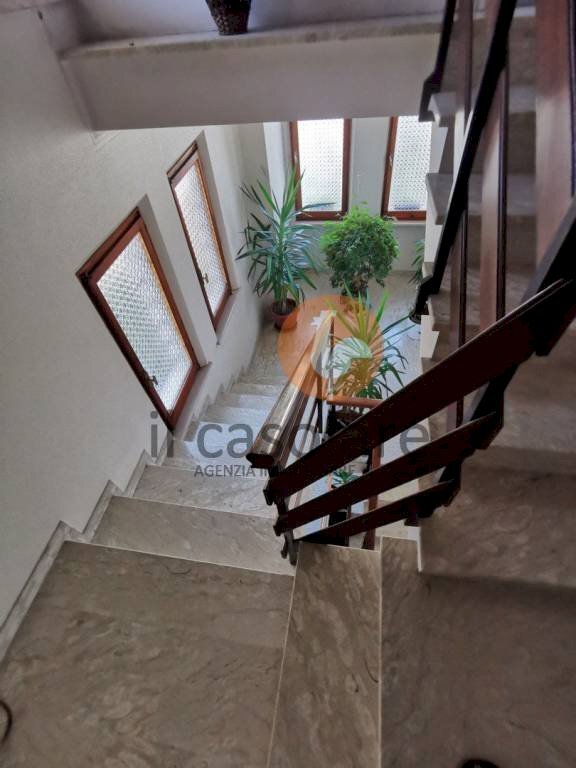 Interno palazzo - Appartamento Terre Roveresche - foto 3