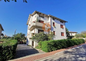 Facciata - Appartamento Terre Roveresche - foto 2