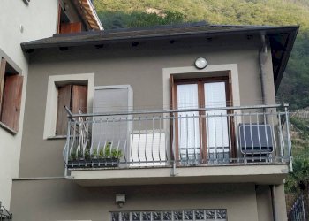 Facciata - Quadrilocale via Campagna, Villa di Tirano - foto 1