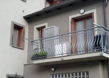 Facciata - Quadrilocale via Campagna, Villa di Tirano - foto 2