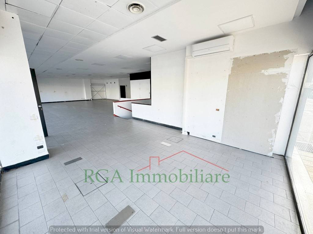 negozio - Negozio via Vittore Ghislandi, Bergamo - foto 1