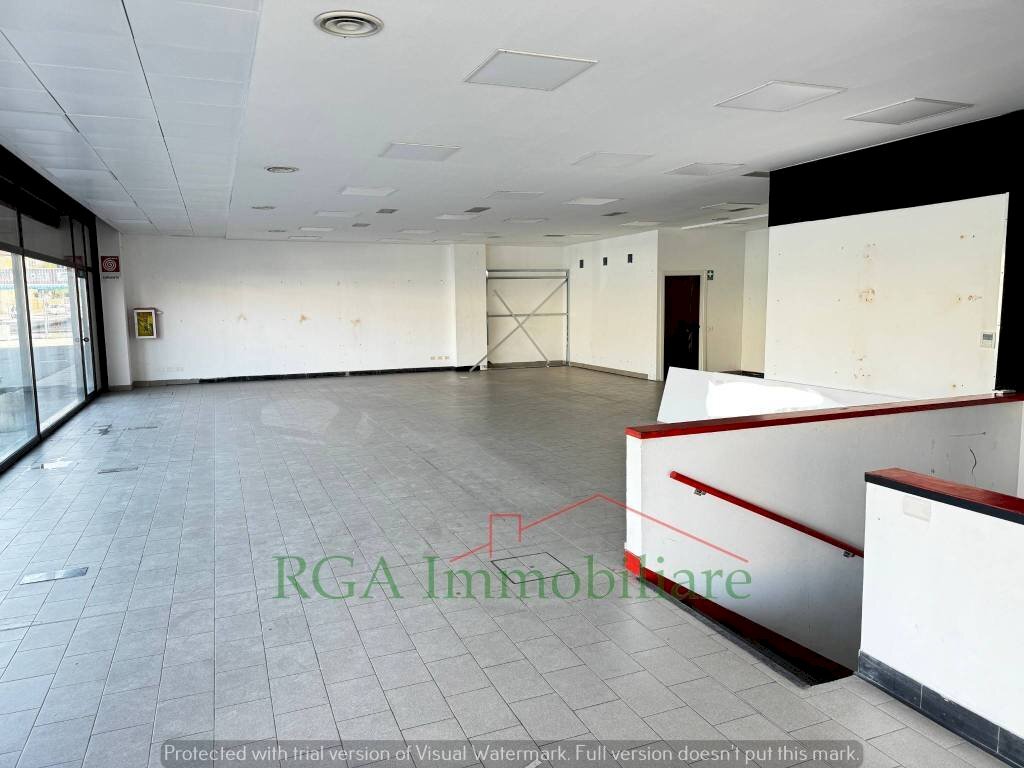 negozio - Negozio via Vittore Ghislandi, Bergamo - foto 2