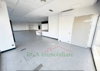 negozio - Negozio via Vittore Ghislandi, Bergamo - foto 1