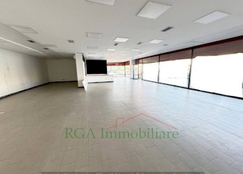 negozio - Negozio via Vittore Ghislandi, Bergamo - foto 10