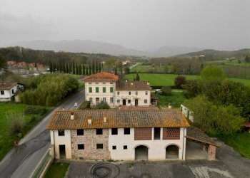 vendesi villa primi 900 con podereDJI_0485.JPG - Villa Via Sbarra, Porcari - foto 3