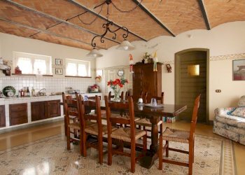 vendesi villa primi 900 con podereIMG_0571.JPG - Villa Via Sbarra, Porcari - foto 9