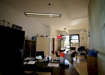 Negozio Via Giuseppe Chiarelli, Martina Franca - foto 5