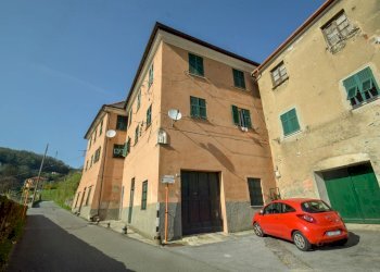 Quadrilocale Via Acquasanta, Genova (zona Acquasanta) - foto 1