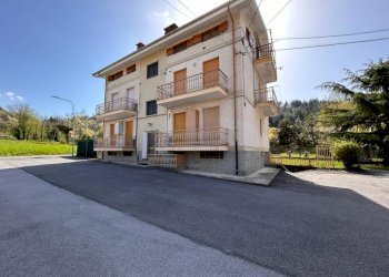 FACCIATA - Three-room apartment via Circonvallazione Mombrisone, 46, Chiusa di Pesio - photo 1