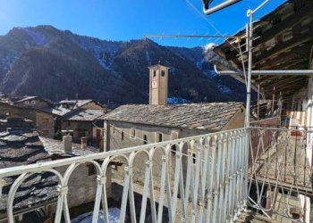 Three-room apartment Frazione Castello, 1, Pontechianale - photo 10