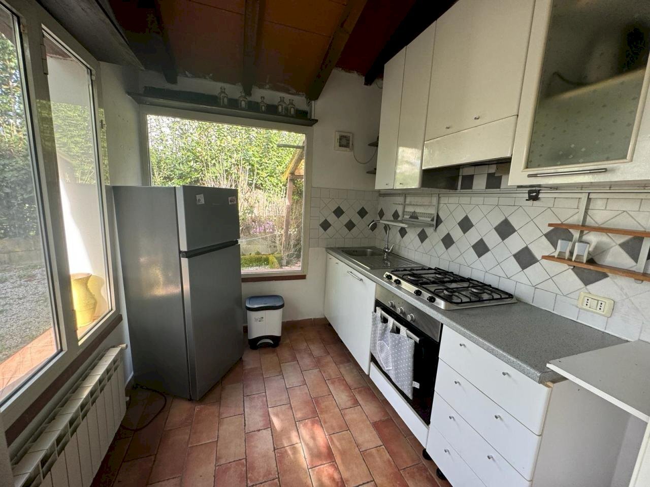 7ca17b61-3566-4f1e-a991-f82201ece7ab.jpg - Villa Massa - foto 3