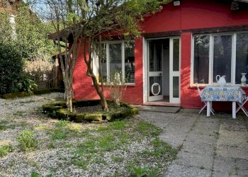 f8f9f102-4e9e-4e87-97e4-fb13c3fbc05e.jpg - Villa Massa - foto 1