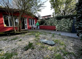 e4c55e08-f460-4a91-a506-3ba577159401.jpg - Villa Massa - foto 2