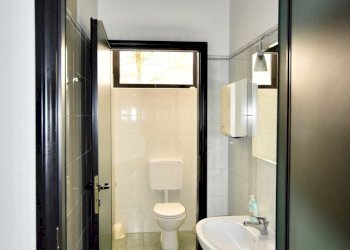 bagno - Capannone Via Caduti di Cefalonia 10, Minerbio - foto 15