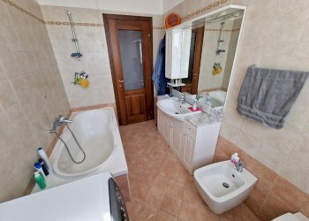 Three-room apartment Strambino - photo 8