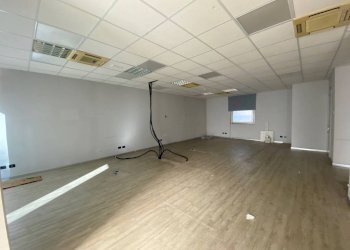 Locale - Shop piazza Quattro Martiri, 43, Carmagnola - photo 3