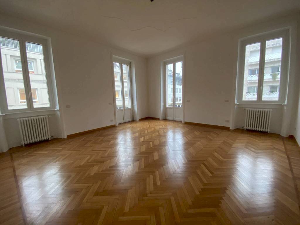 Salone - Apartment piazza Santa Maria Beltrade, 2, Milano - photo 1